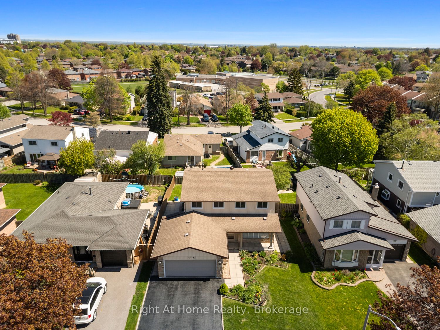 12 Pittmann Crescent, Ajax, ON, L1S 3G3 photo 5