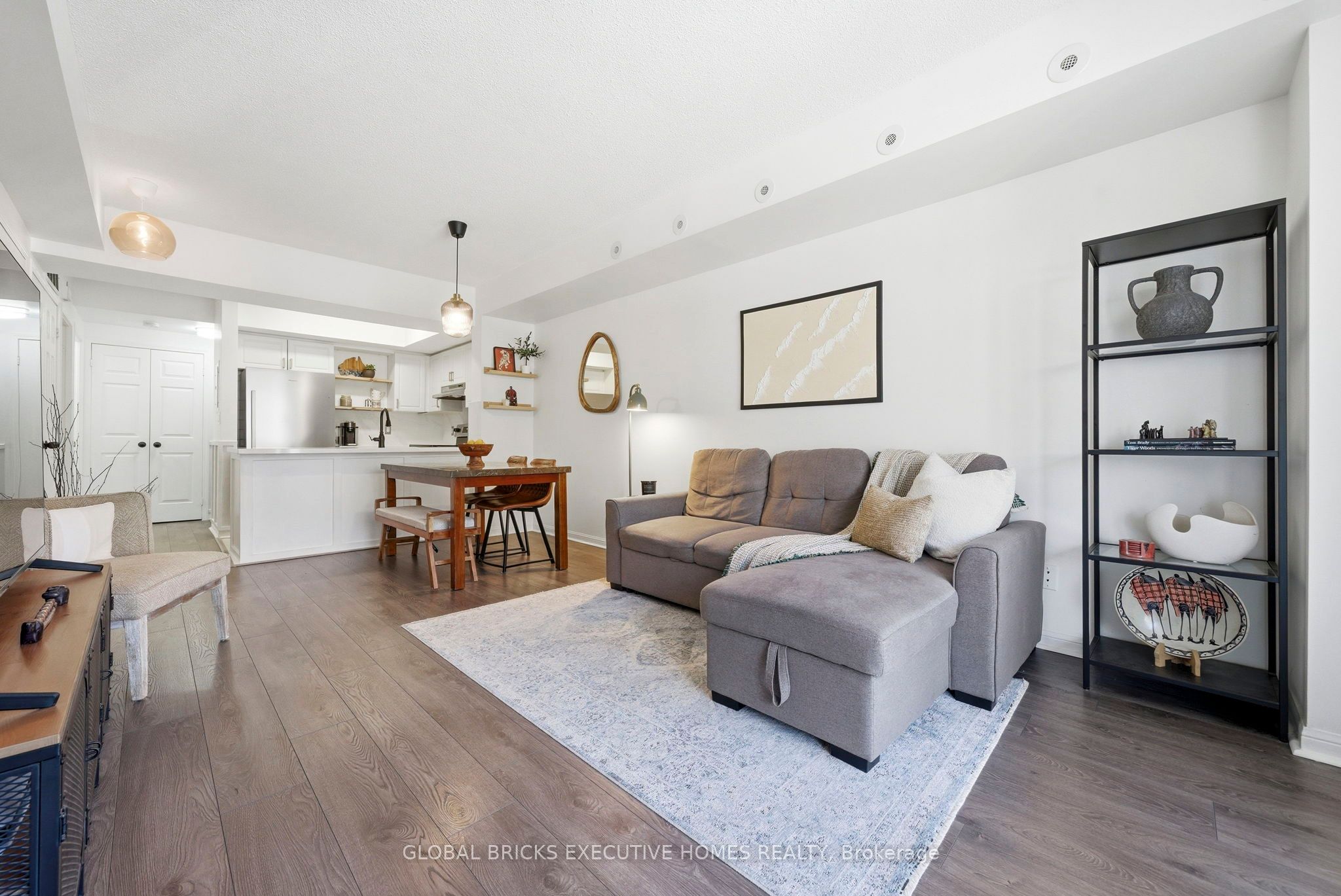 Additional image 5 of 2054-3041 Finch Avenue W, Toronto, ON, M9M 0A4