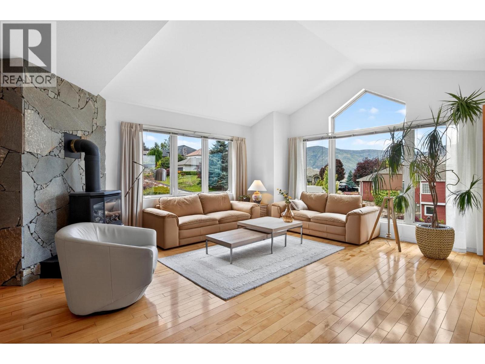 Additional image 4 of 183 Magic Drive, Kelowna, BC, V1V1N2