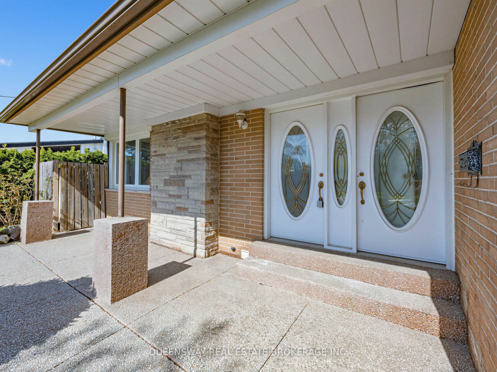 517 Pinegrove Road, Oakville, ON, L6K 2C2 photo 4