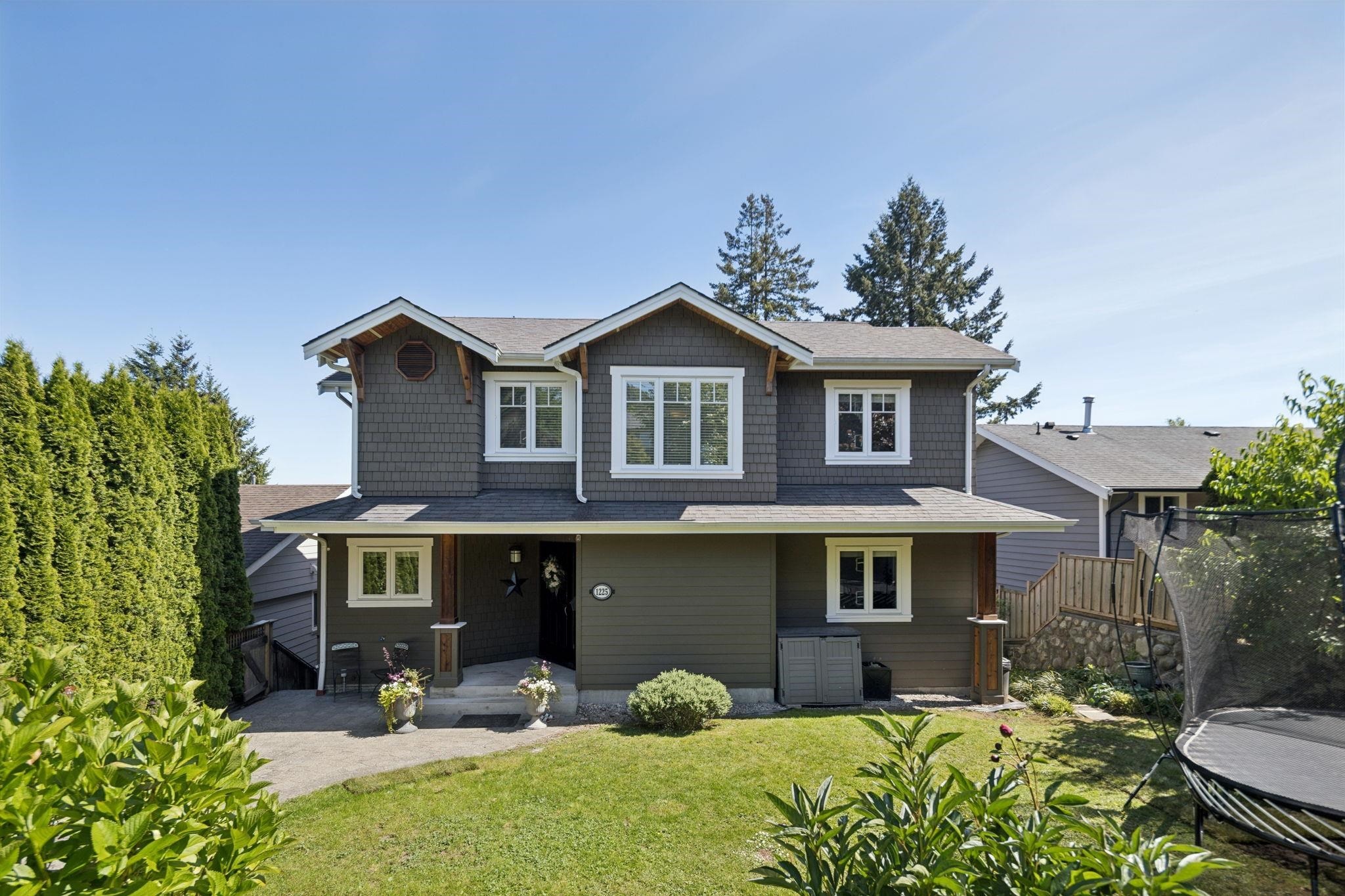 1225 Adderley Street, North Vancouver, BC, V7L 1T6