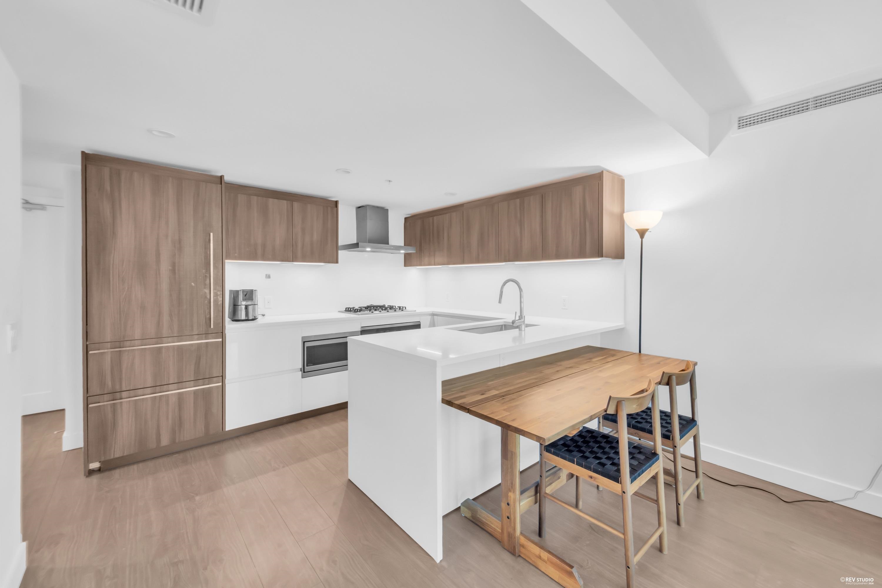 704-6320 No. 3 Road, Richmond, BC, V6Y 0L5 photo 5