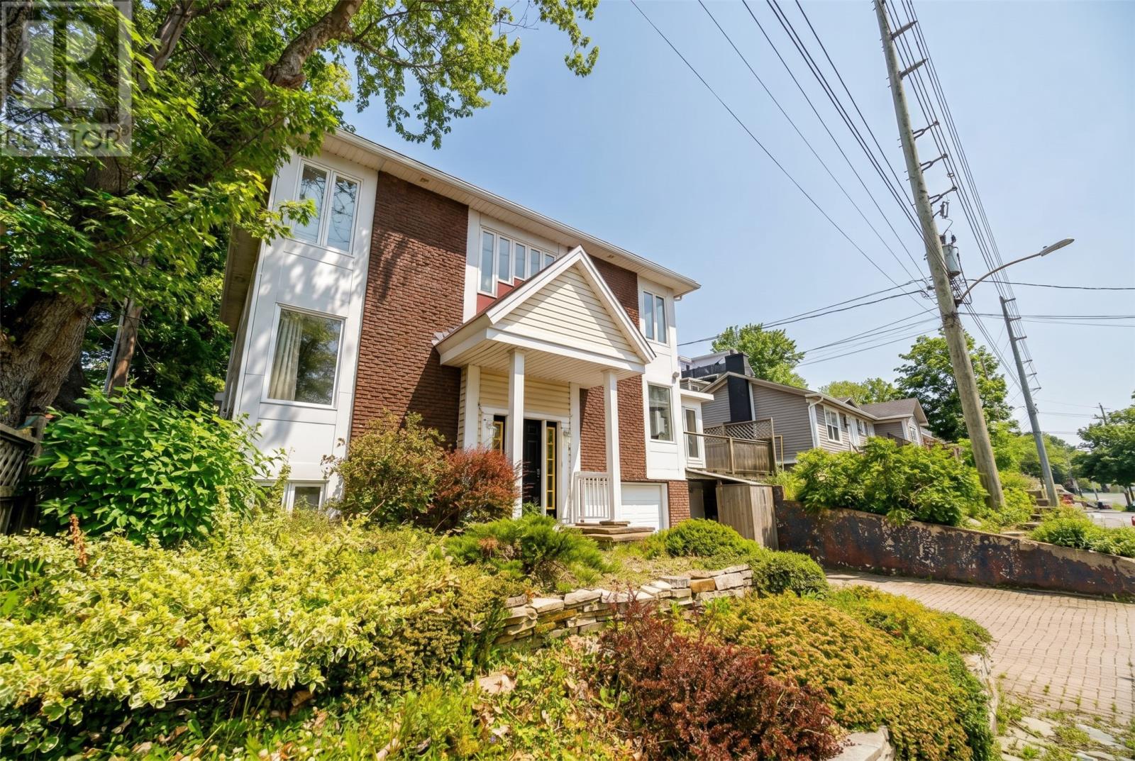 47 Empire Avenue, St. John's, NL, A1C3E7 photo 2
