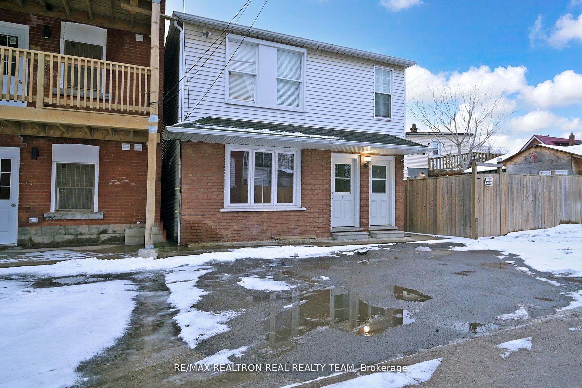 Additional image 2 of #C2-1129 Cannon Street E, Hamilton, ON, L8L 2J7