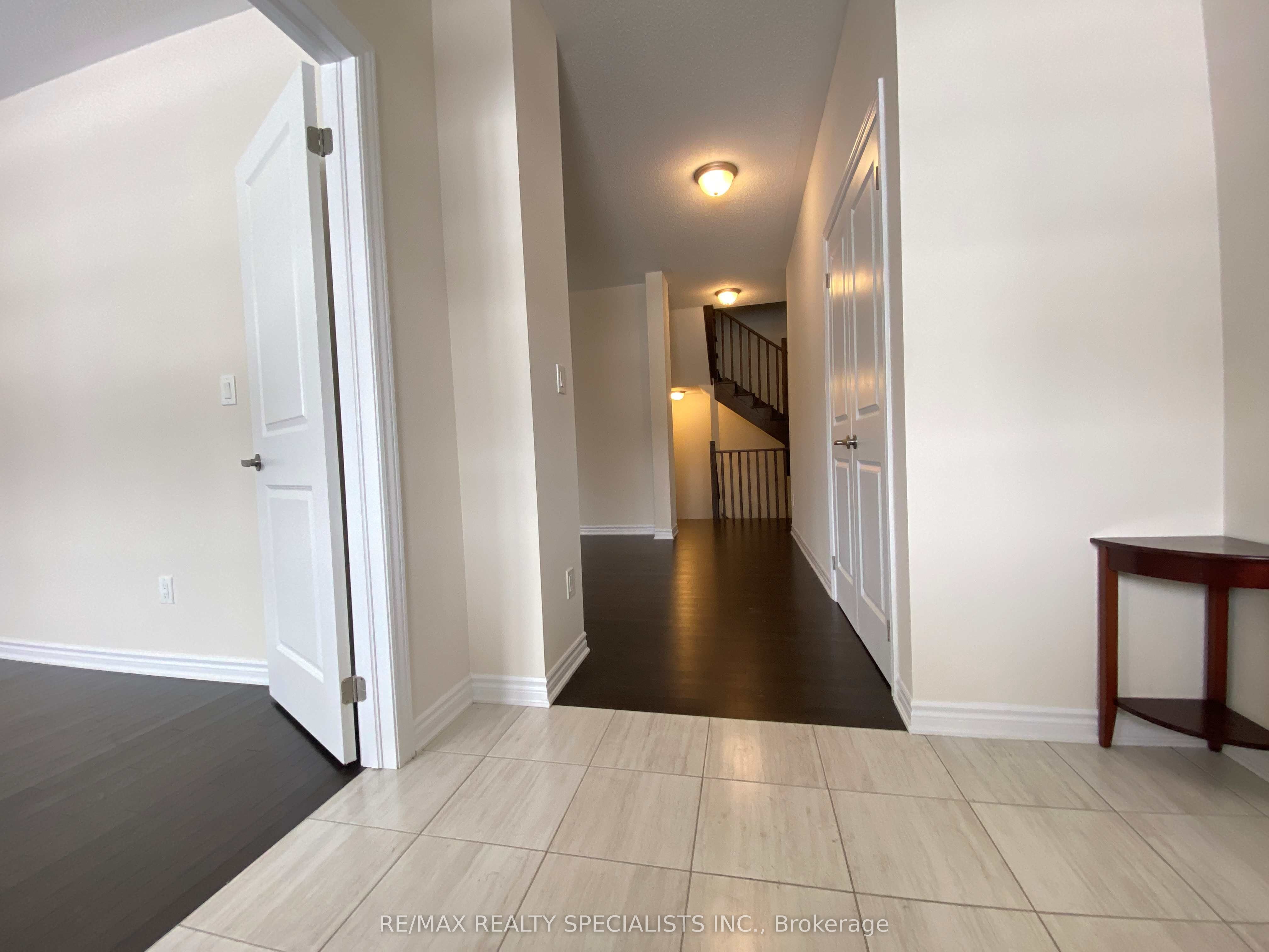 17 Oriole Crescent, Port Colborne, ON, L3K 6E2 photo 5