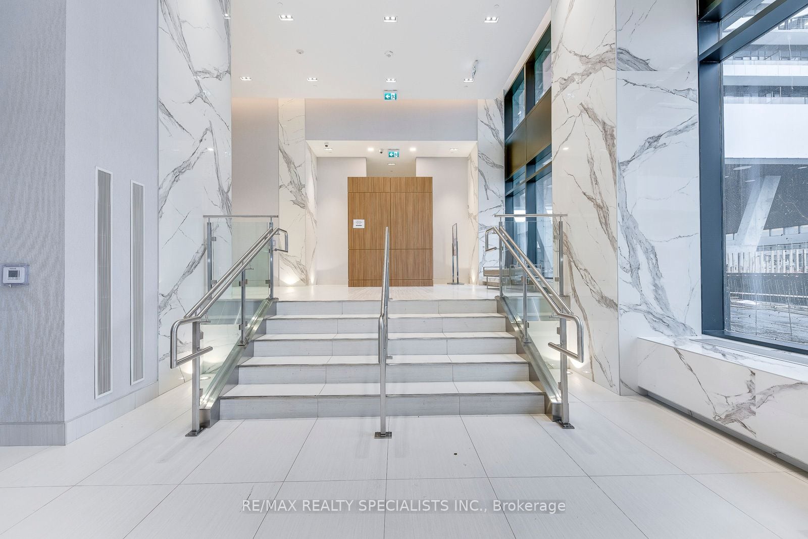 Additional image 4 of 2304-20 Shore Breeze Drive, Toronto, ON, M8V 1A1