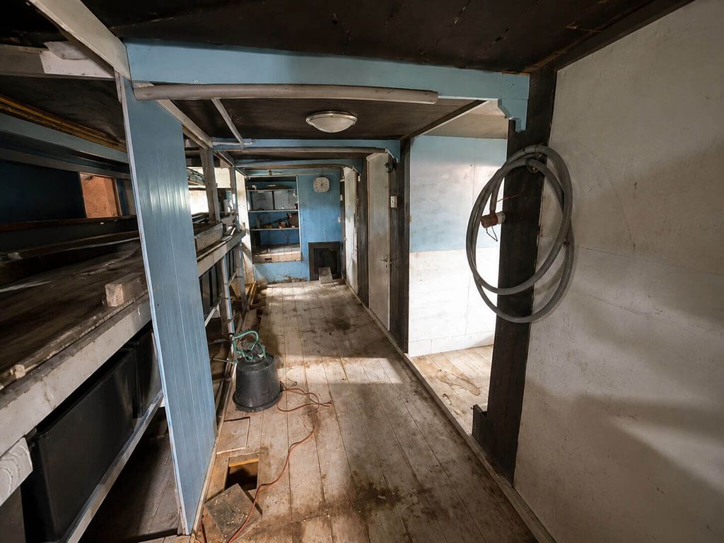 Additional image 19 of 1 bed houseboat for saleKnight Road, Rochester ME2