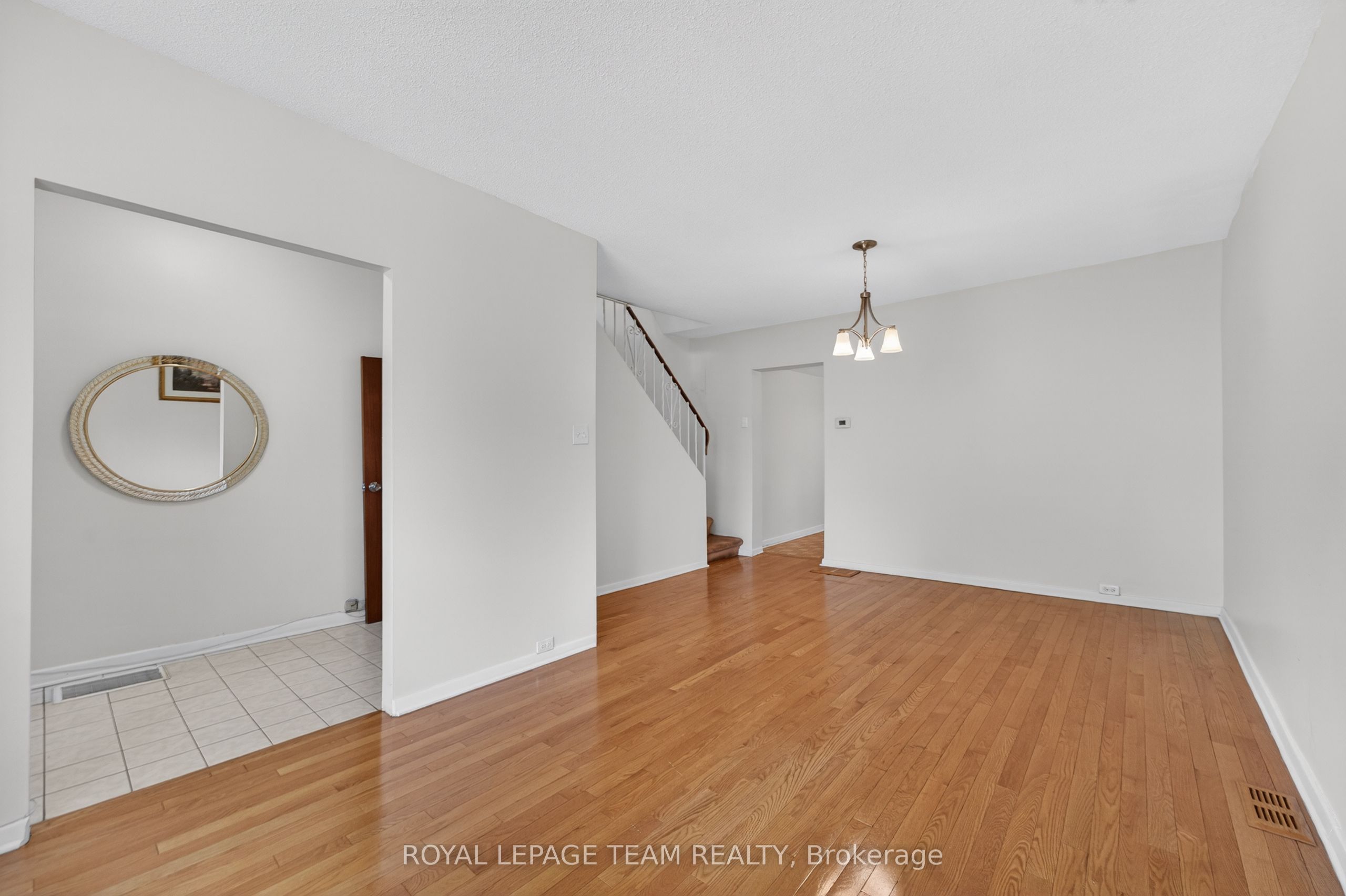 Additional image 6 of 274 Breezehill Avenue S, Ottawa, ON, K1Y 2J3