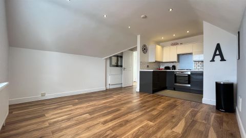 Birdhurst Rise, South Croydon CR2