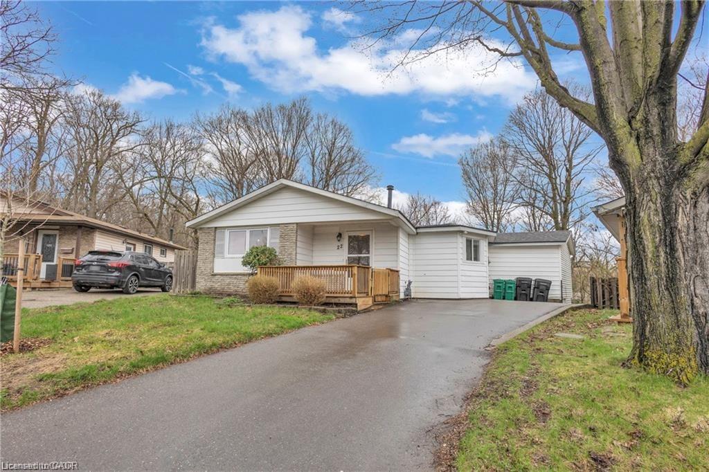 22 Blackhorne Crescent, Kitchener, ON, N2E 1T1 photo 2