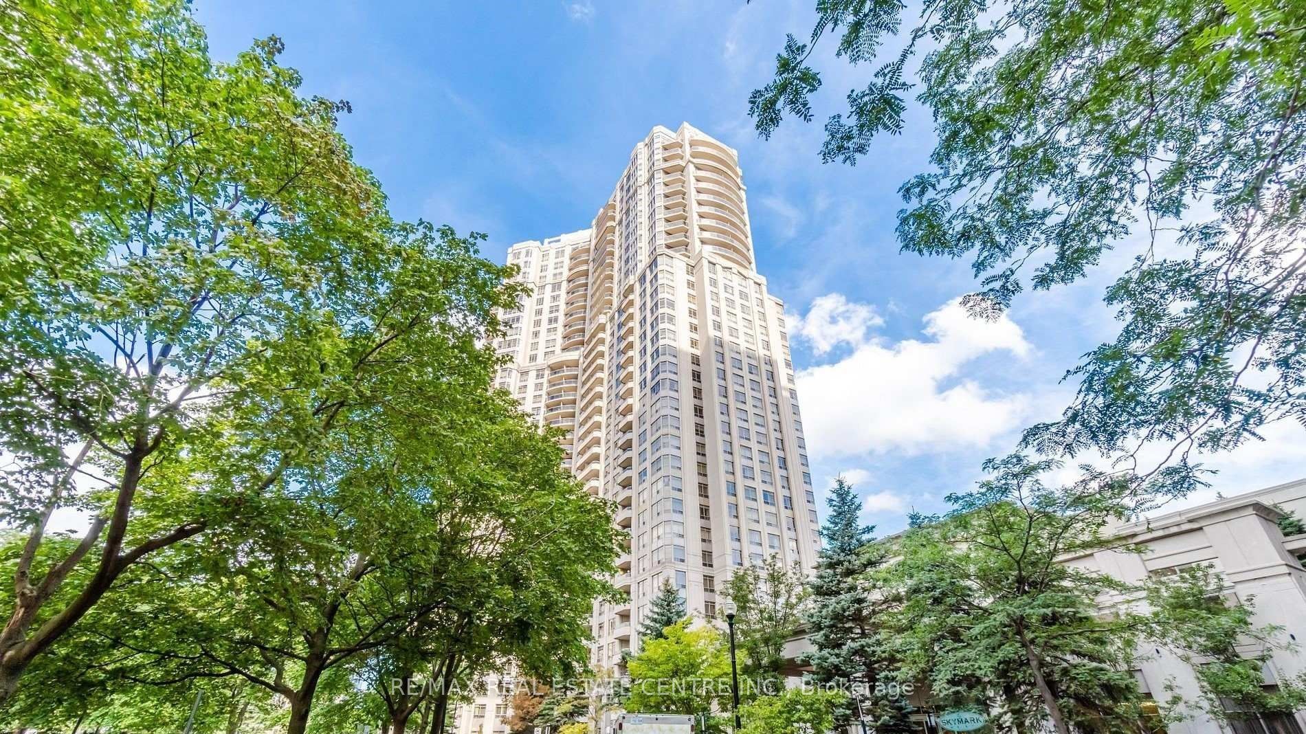 1804-35 Kingsbridge Garden Circle, Mississauga, ON, L5R 3Z5
