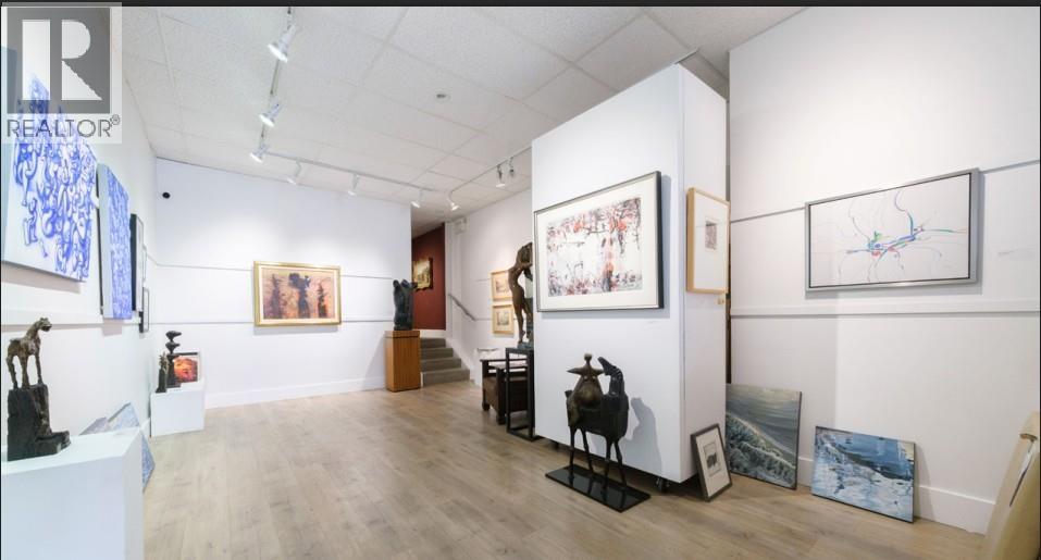 2245 Granville Street, Vancouver, BC, V6H3G1