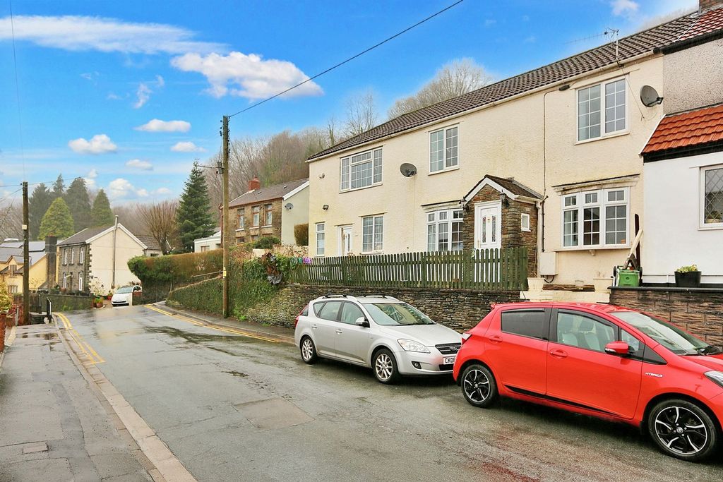 3 bed terraced house for salePantygraigwen Road, Pontypridd CF37
