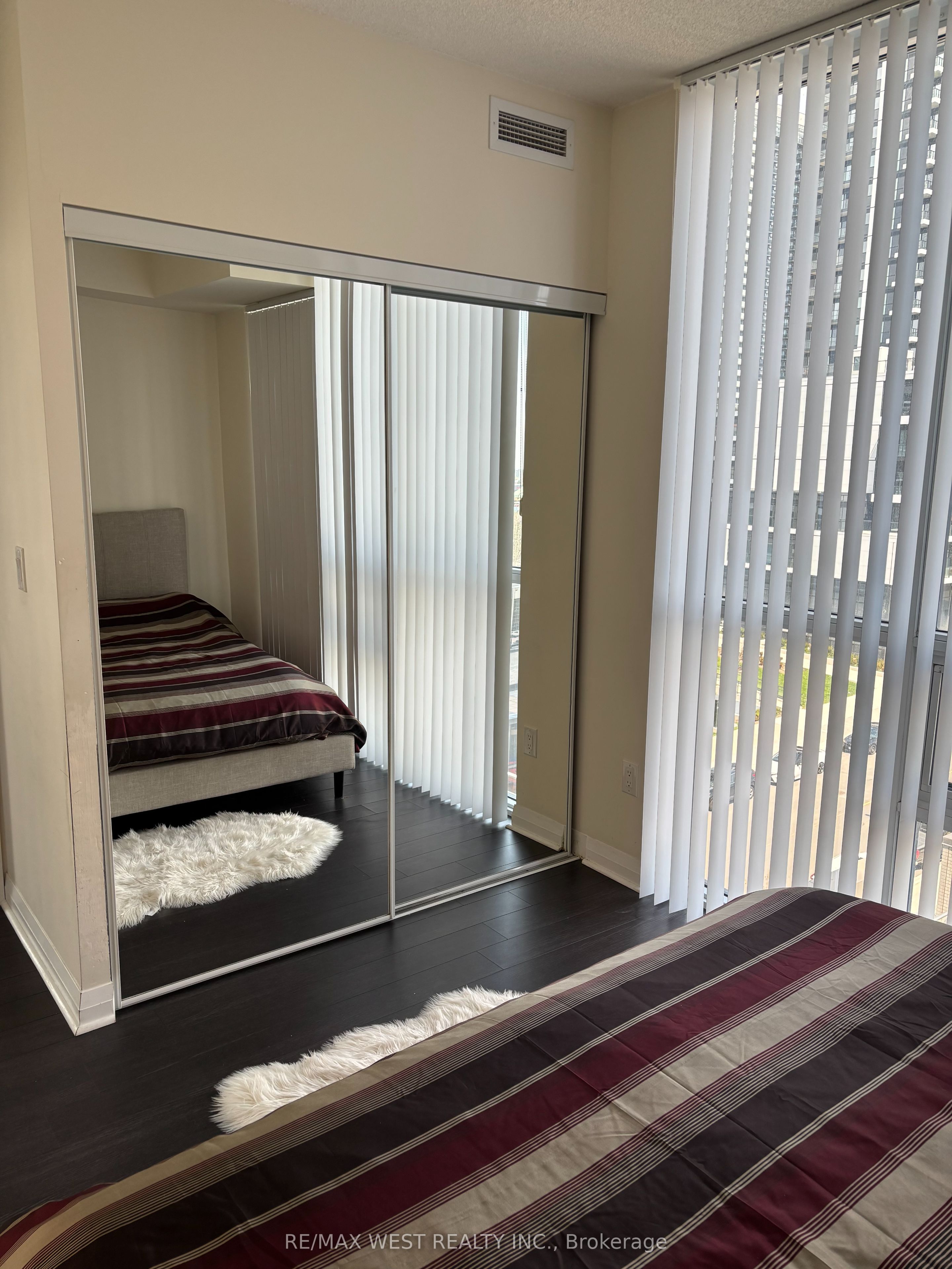 Additional image 5 of 617-5033 Four Springs Avenue, Mississauga, ON, L5R 0G6