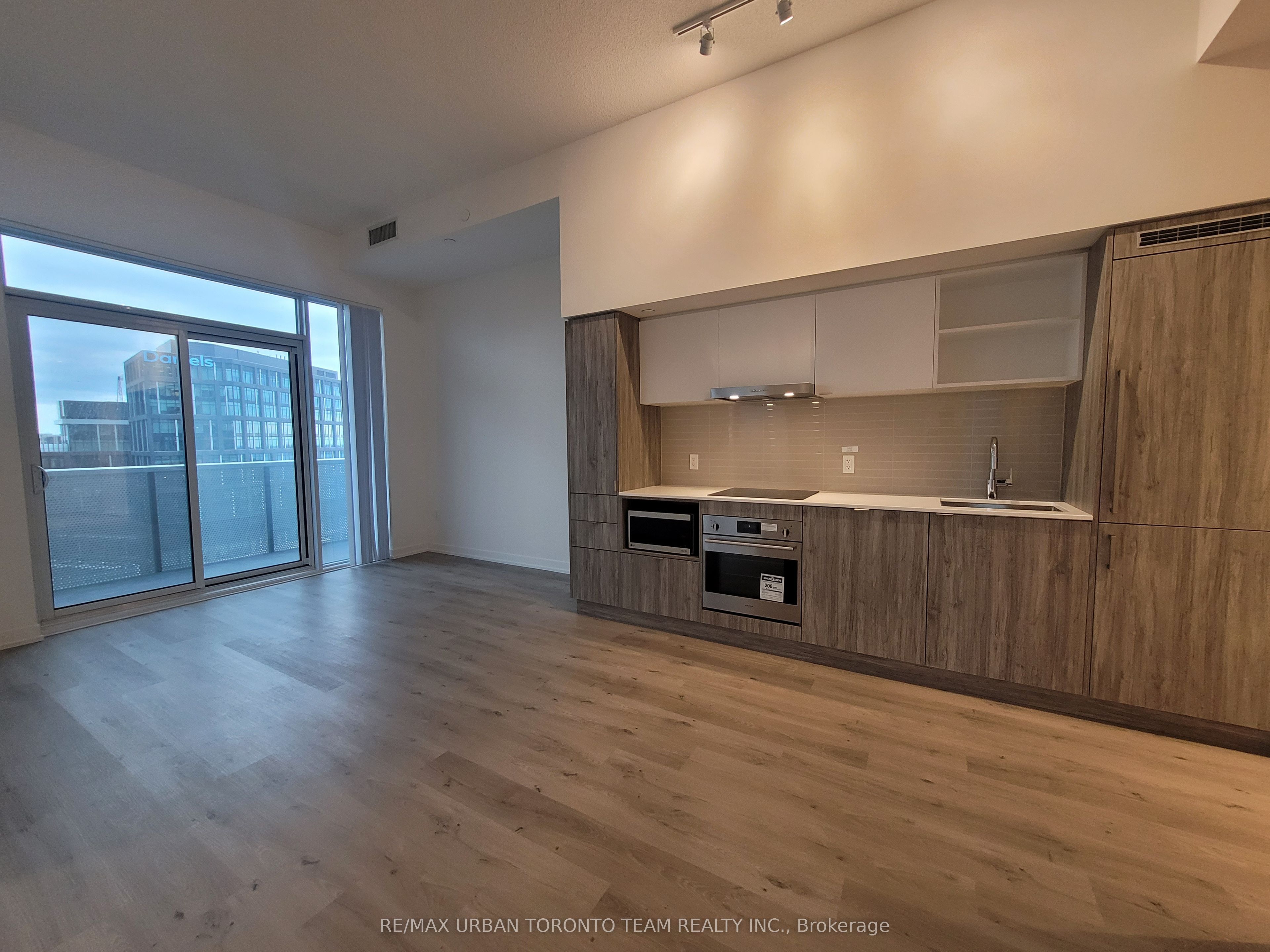 Additional image 5 of 1203-138 Downes Street, Toronto, ON, M5E 0E4