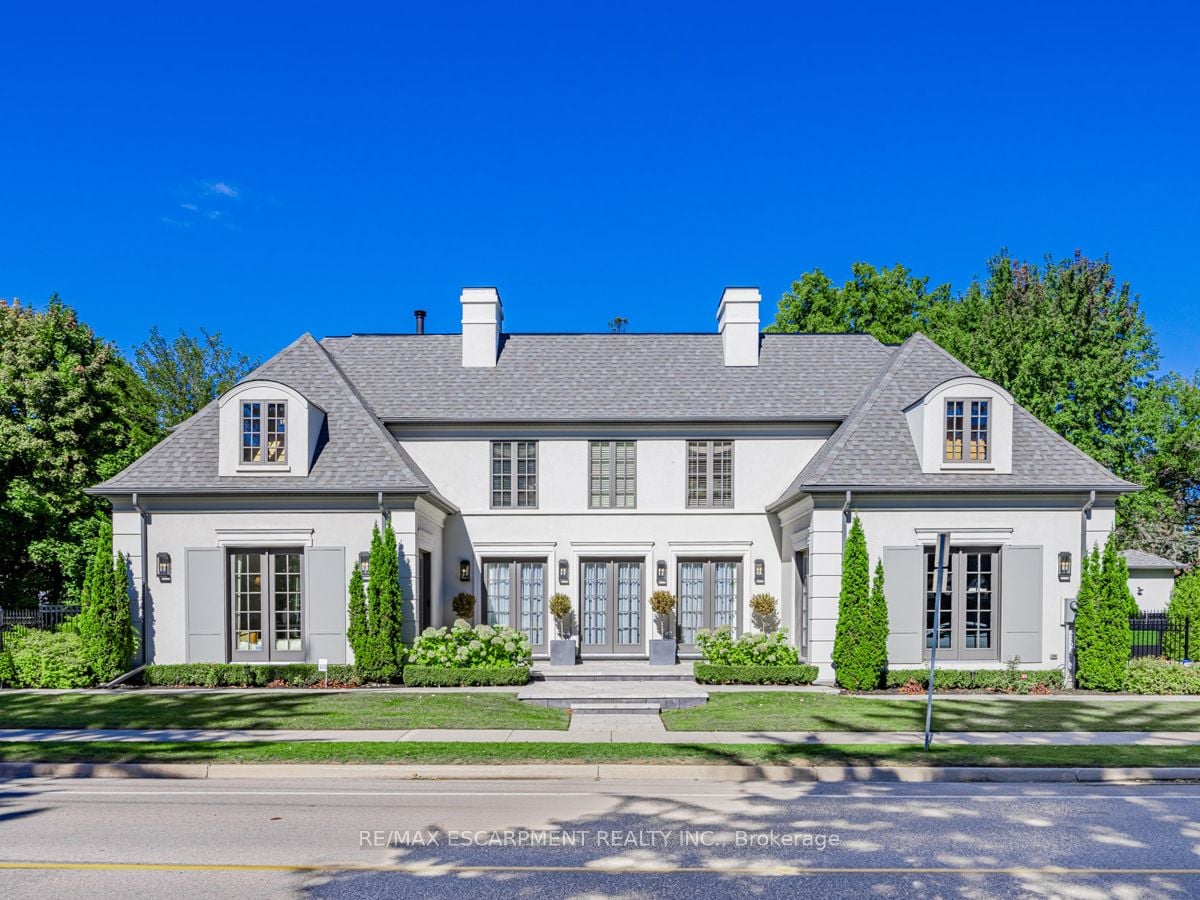 393 Maple Grove Drive, Oakville, ON, L6J 4V8