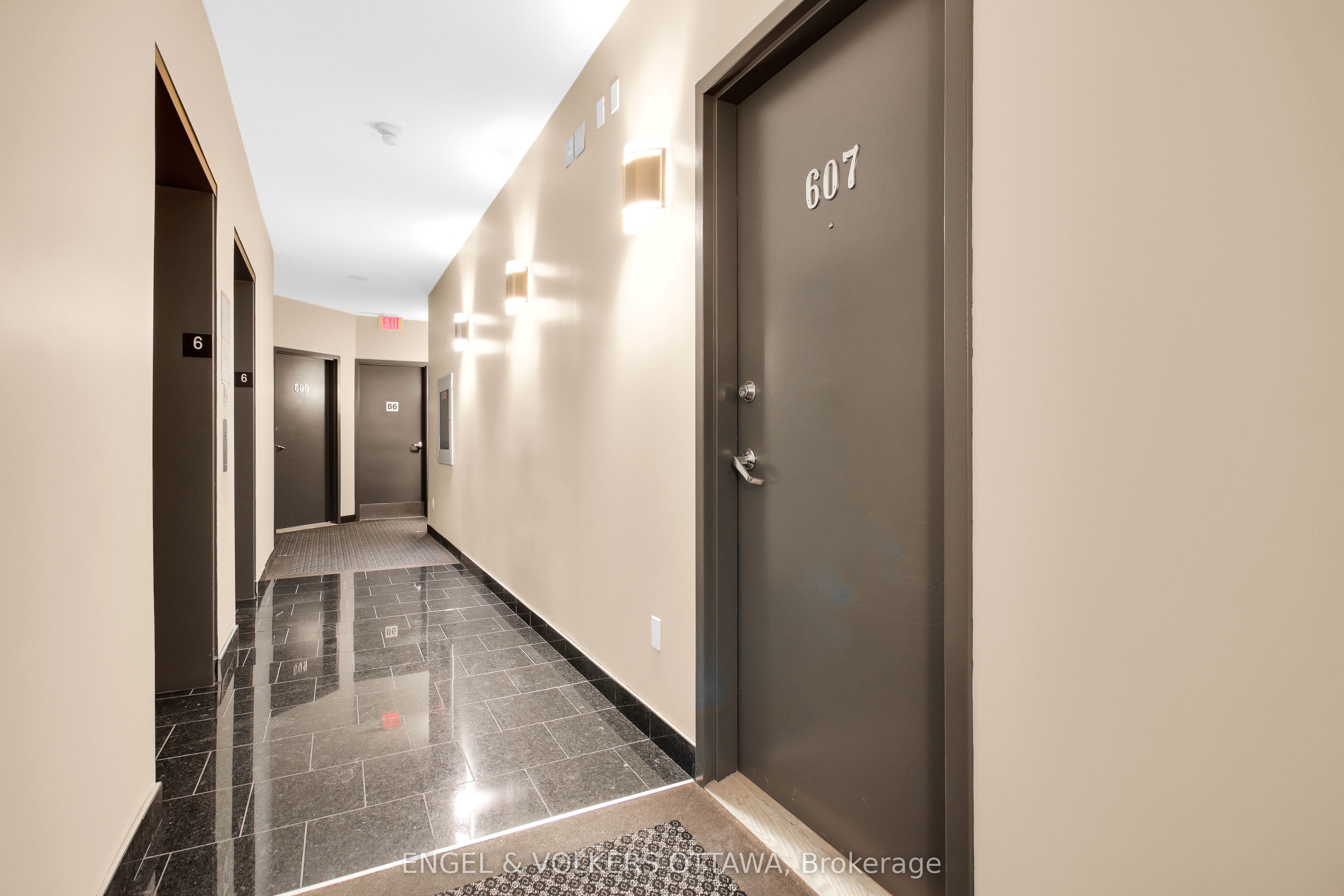 Additional image 4 of 607-134 York Street, Ottawa, ON, K1N 1K8