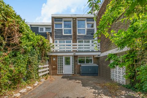 Morecoombe Close, Kingston Upon Thames KT2