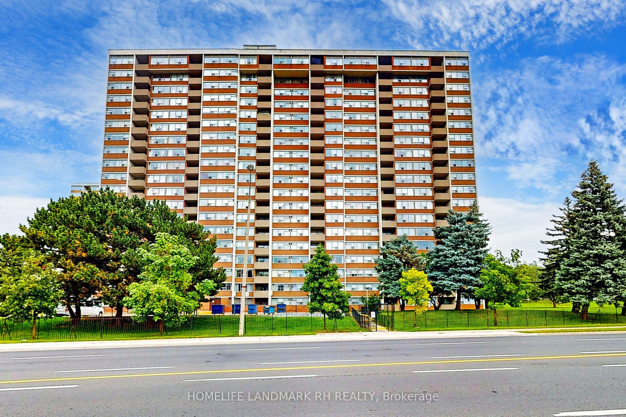 1804-25 Silver Springs Boulevard, Toronto, ON, M1V 1M9