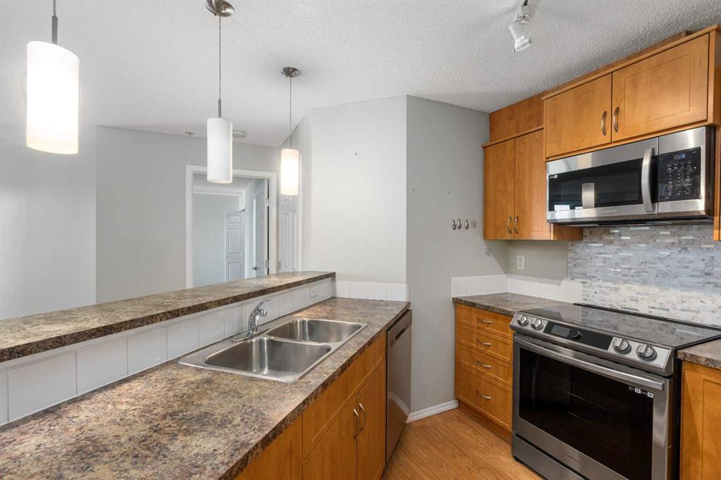 Additional image 4 of 2327-700 Willowbrook Road NW, Airdrie, AB, T4B 0L5