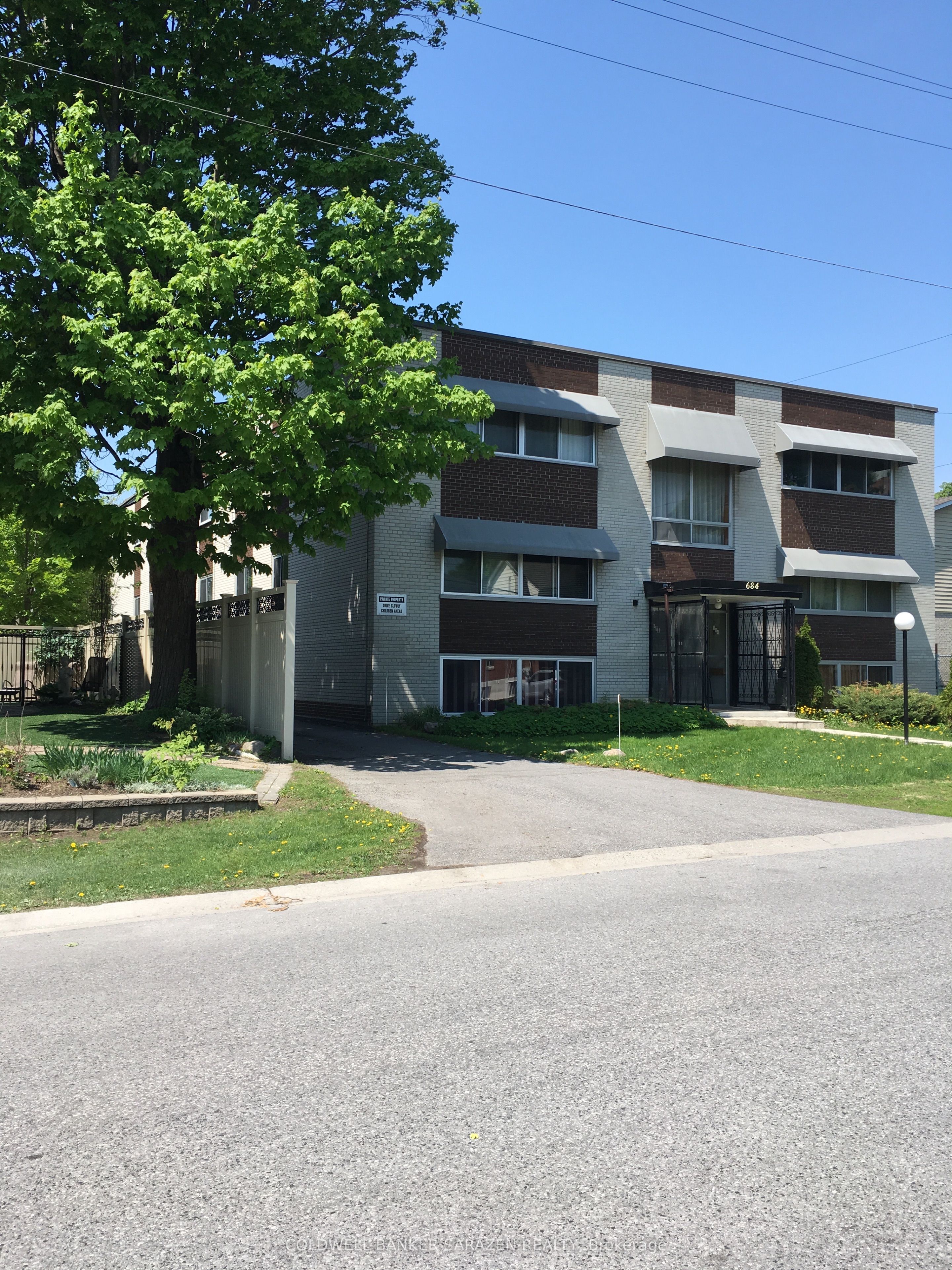 684 Tweedsmuir Avenue, Ottawa, ON, K1Z 5P6