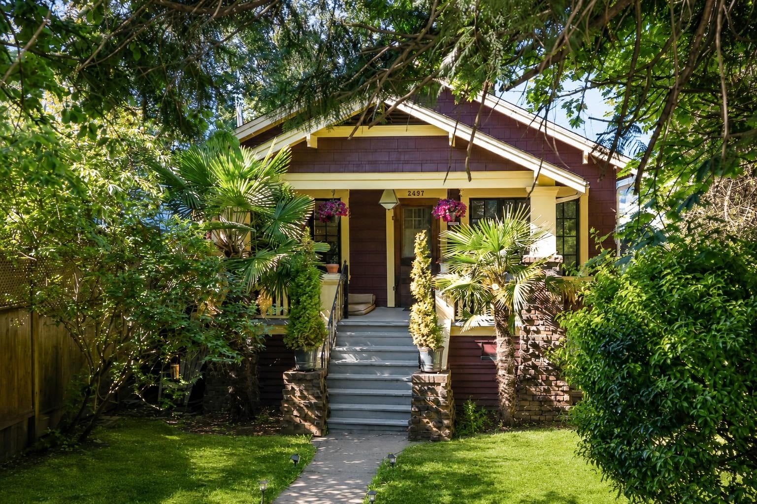 2497 Wall Street, Vancouver, BC, V5K 1A4