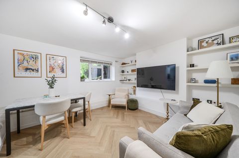 Sandwell Crescent, West Hampstead, London NW6