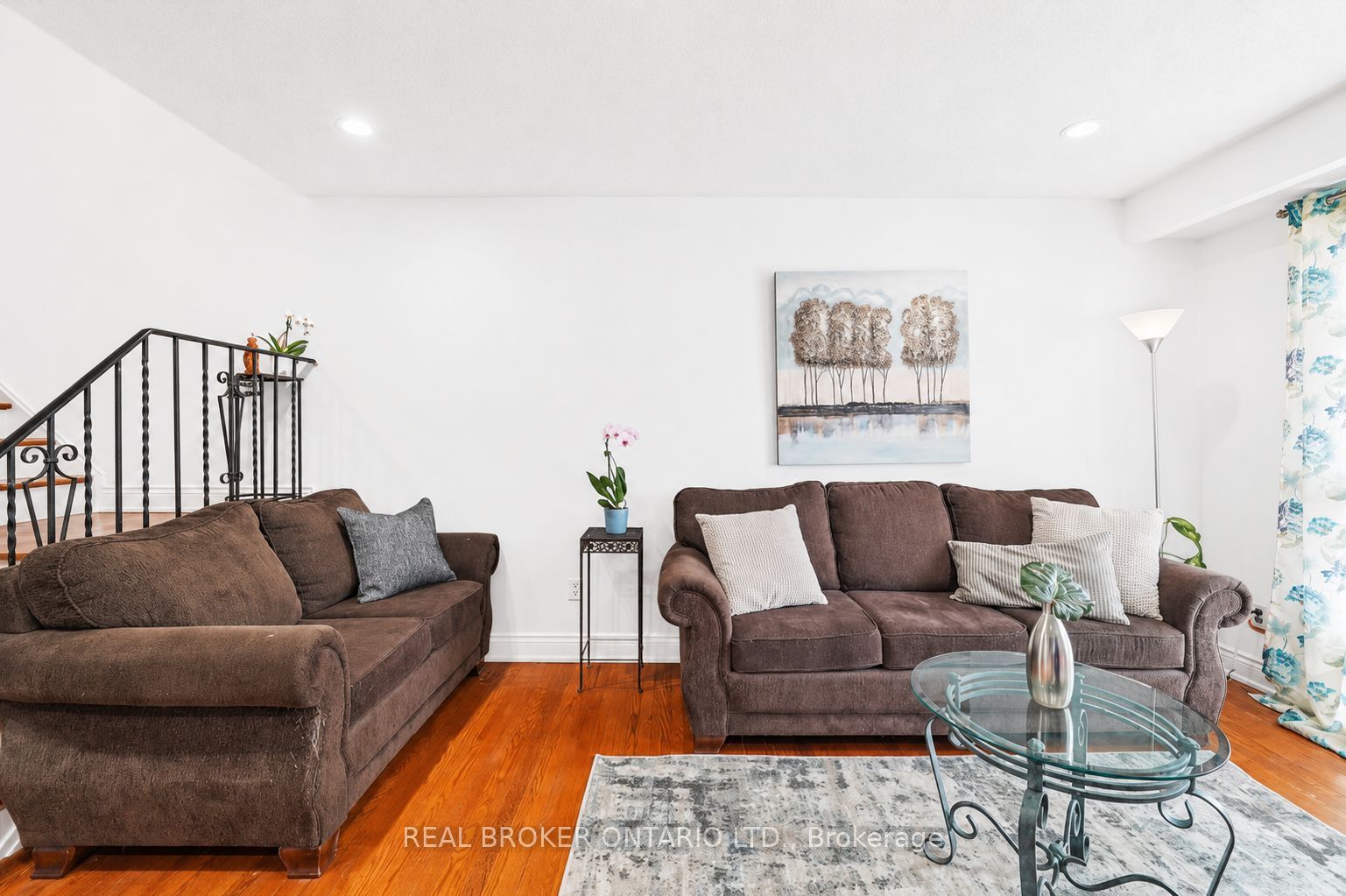 Additional image 3 of 3106 Redbank Crescent, Mississauga, ON, L4T 1V1