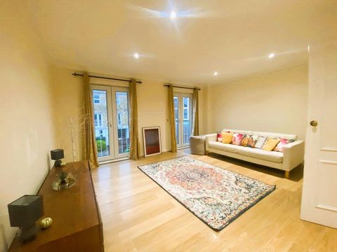 Robinscroft Mews, London SE10