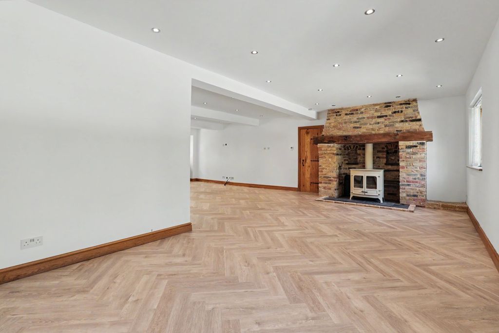 Additional image 13 of 5 bed detached house for saleShopland Hall Road, Rochford SS4