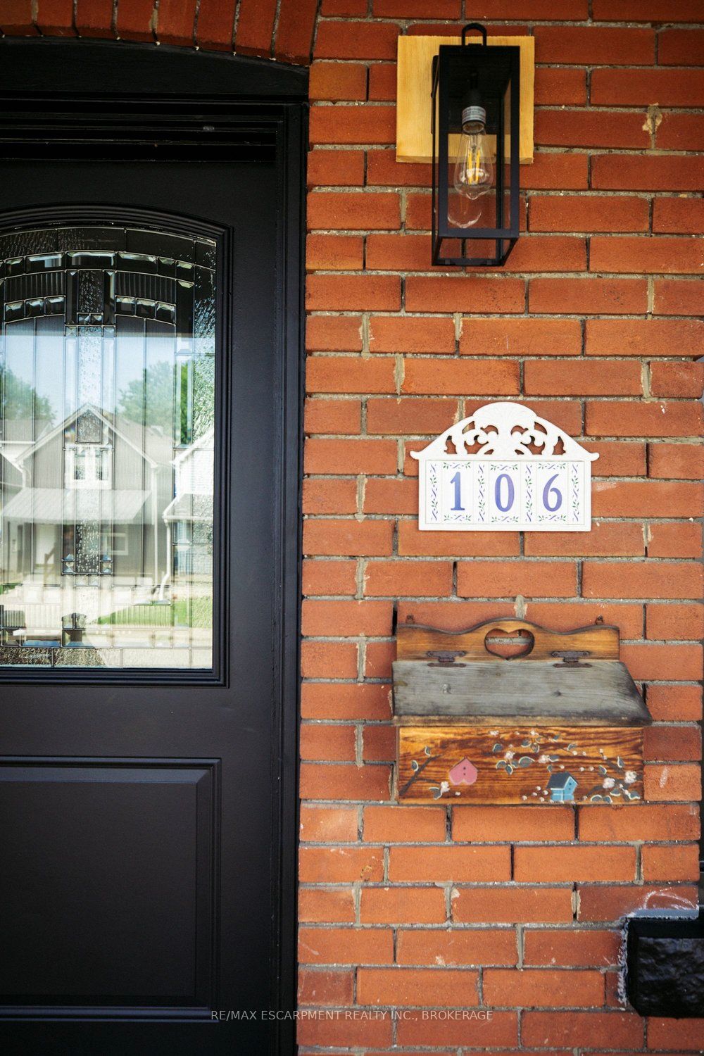 106 Grosvenor Avenue N, Hamilton, ON, L8L 7S6 photo 4