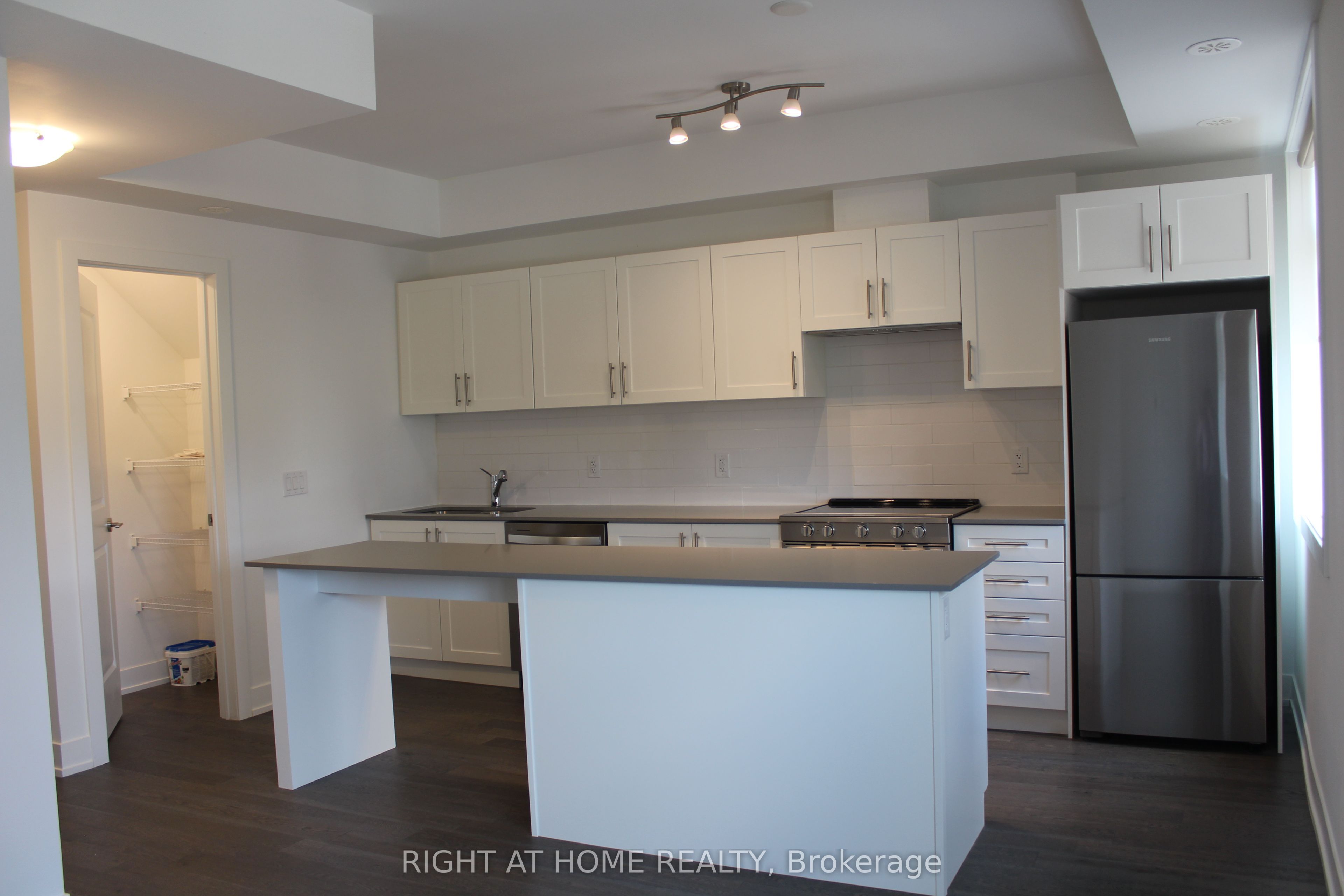 Additional image 4 of 249-1075 Douglas Mccurdy Common, Mississauga, ON, L5G 0C6
