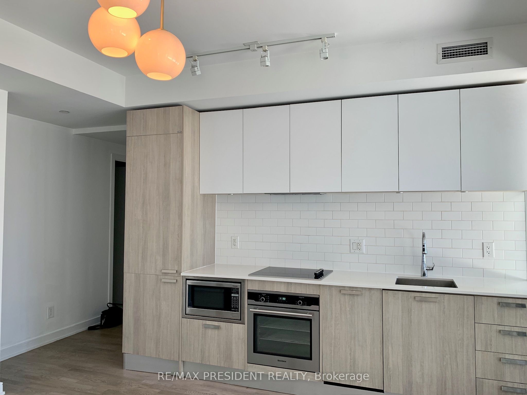 Additional image 3 of 408-57 St Joseph Street, Toronto, ON, M5S 0C5