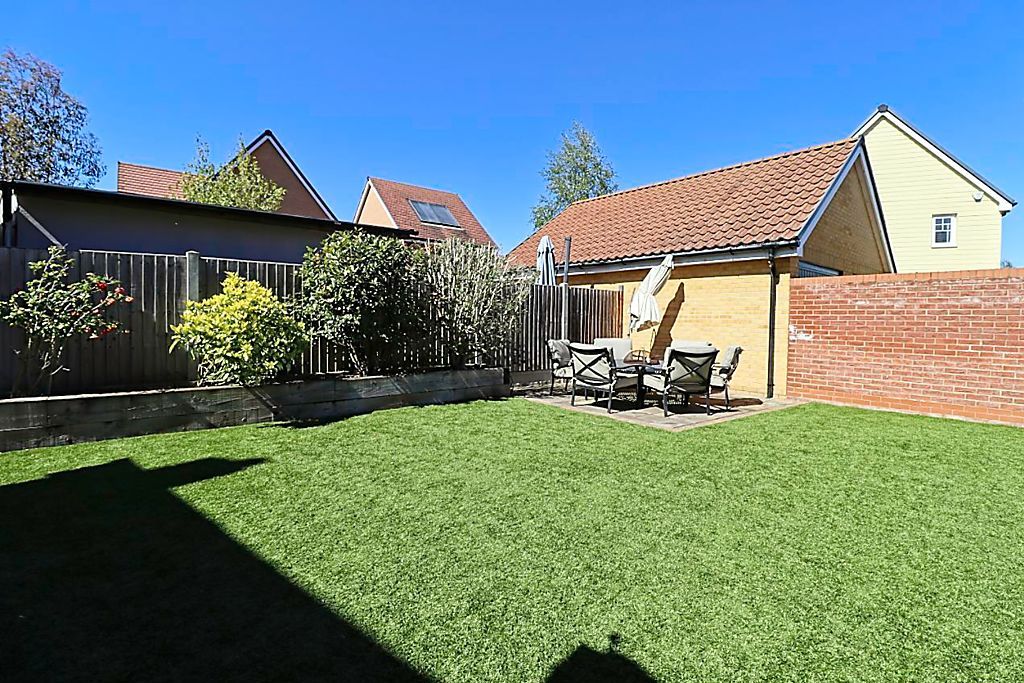 Additional image 18 of 4 bed detached house for saleEdmund Close, Rochford SS4