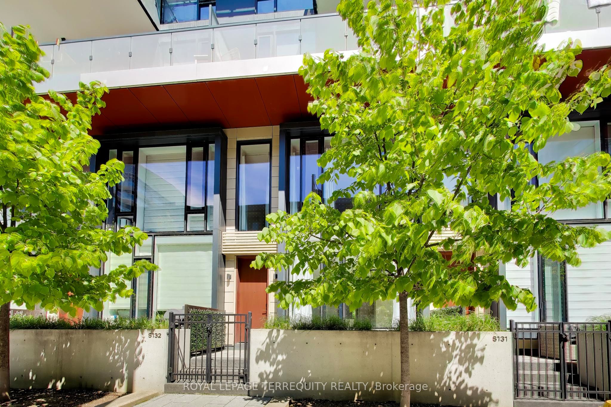 S132-180 Mill Street, Toronto, ON, M5A 0V7 photo 5