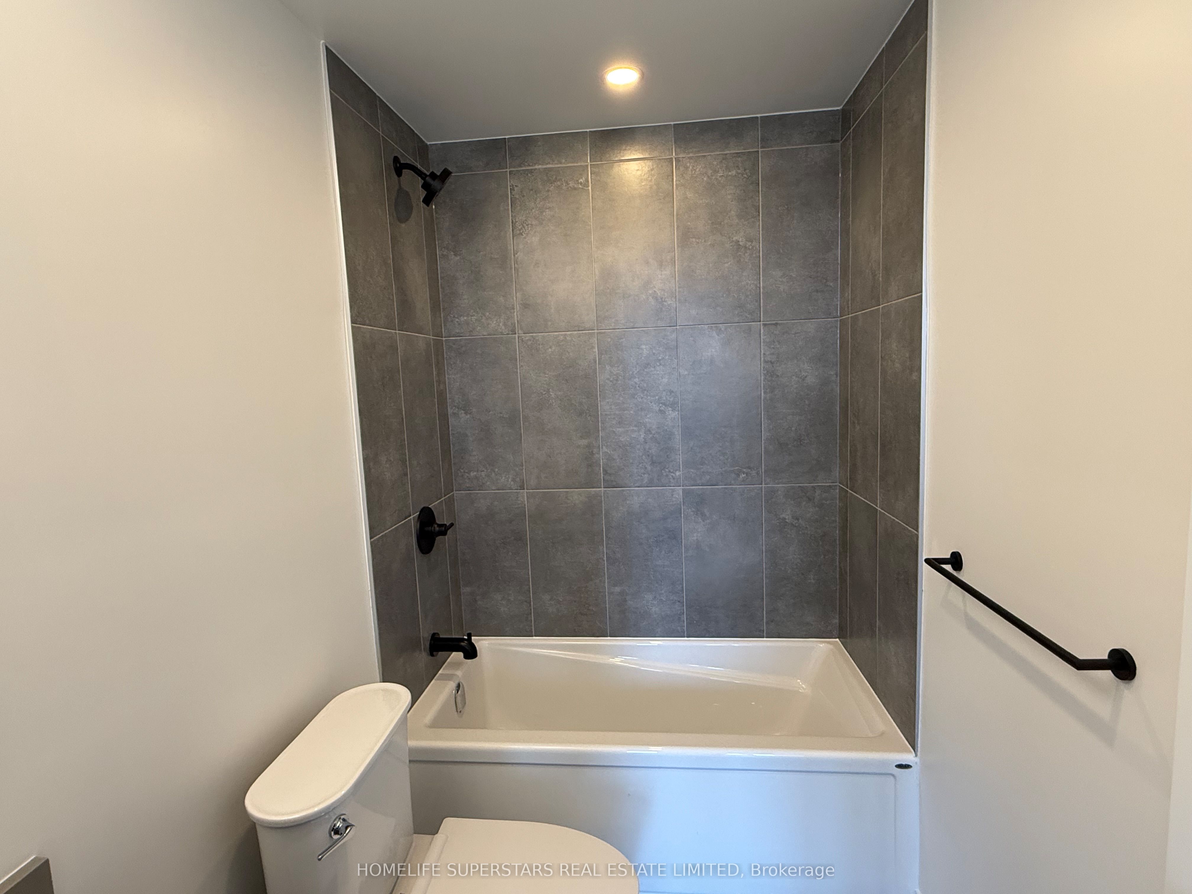 225-4853 Thomas Alton Boulevard, Burlington, ON, L7M 0H3 photo 2
