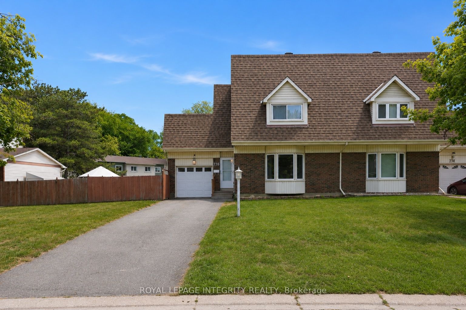 776 Vinette Crescent, Ottawa, ON, K1E 1W9