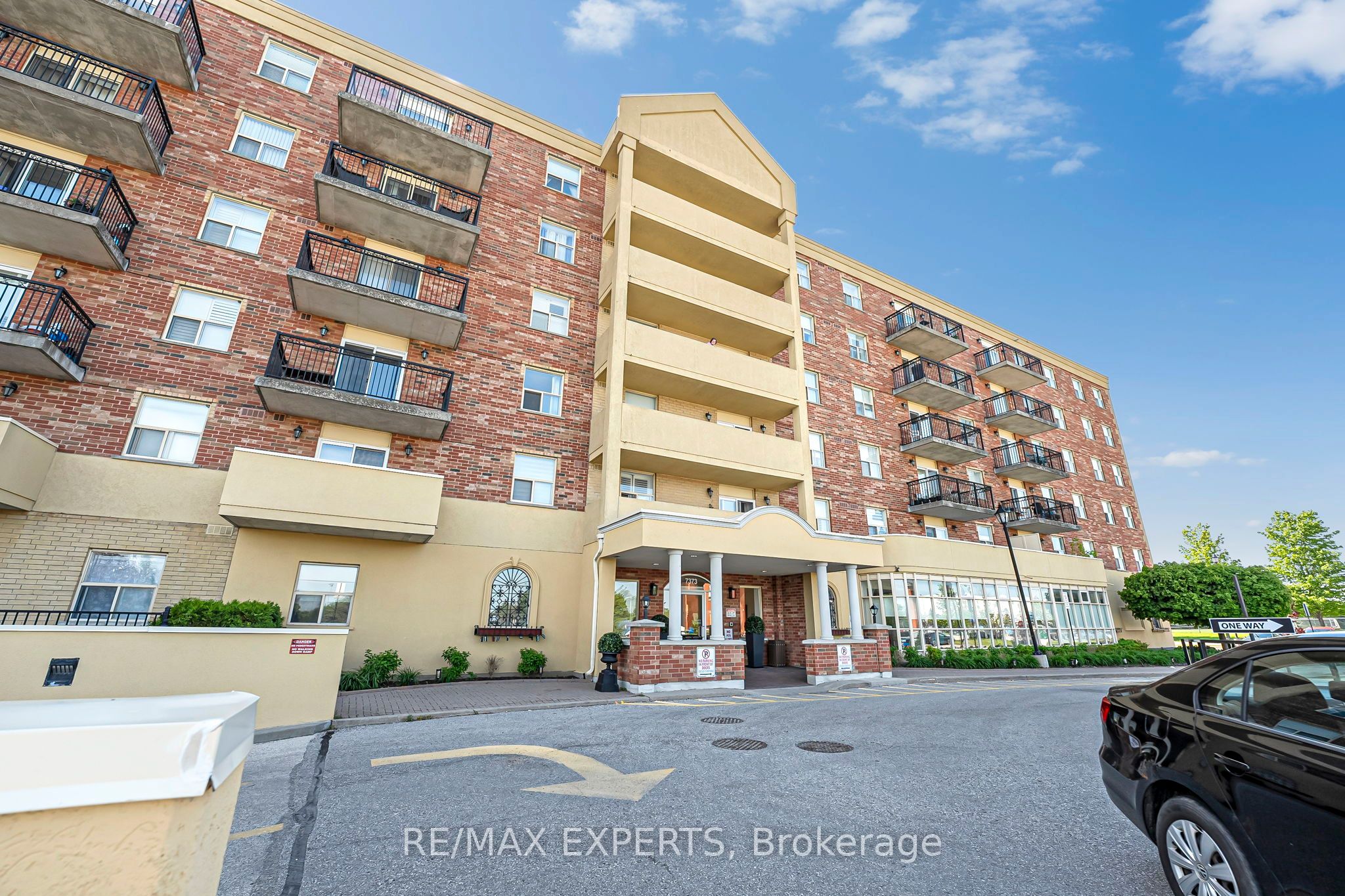 214-7373 Martin Grove Road, Vaughan, ON, L4L 9K1