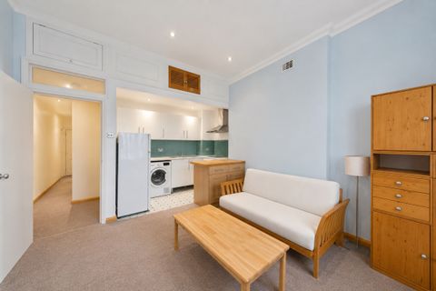 Kildare Gardens, London W2
