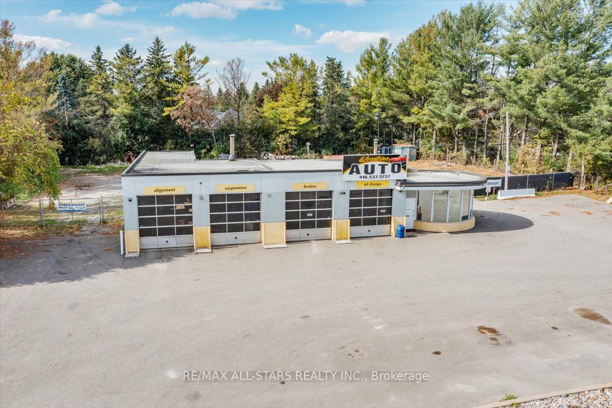 14806 Woodbine Avenue, Whitchurch-stouffville, ON, L4A 2C9