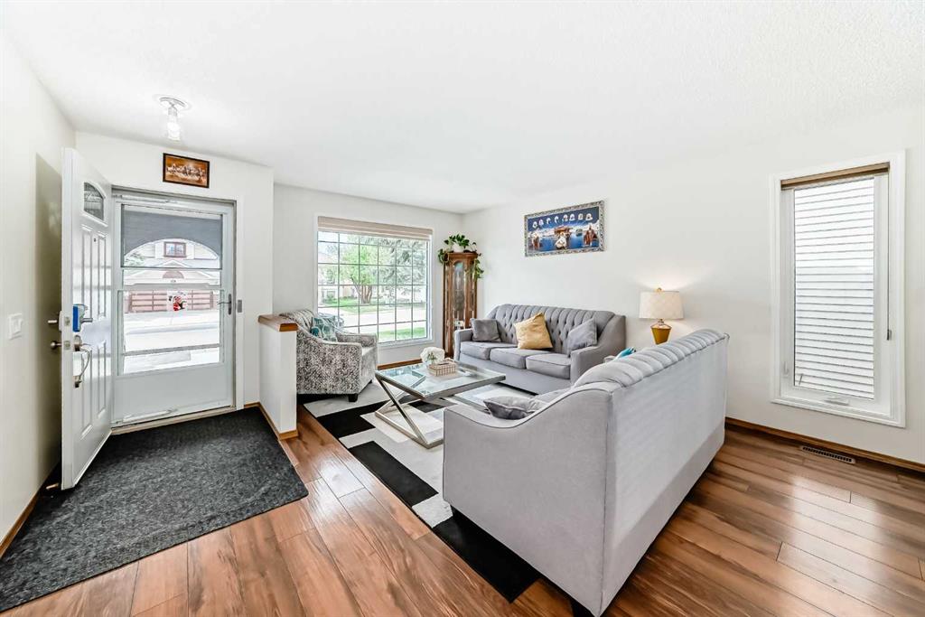 81 Eldorado Close NE, Calgary, AB, T1Y 6T3 photo 3