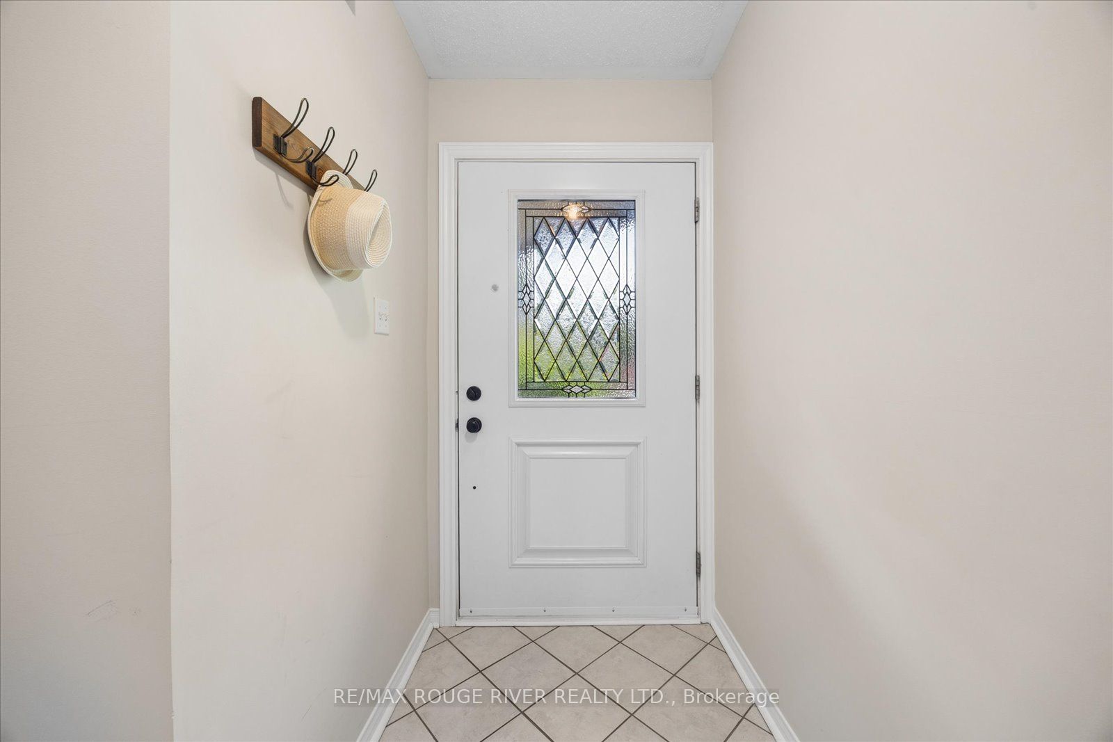 Additional image 3 of 33 Shore Avenue, Whitby, ON, L1R 2L7