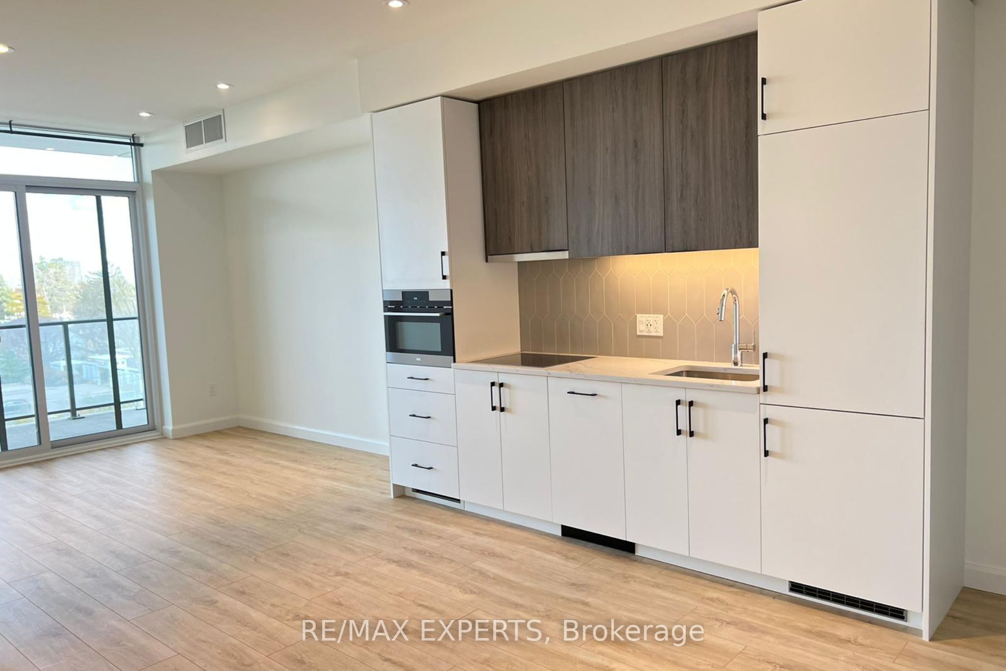 403 741 King Street West, Kitchener, ON, N2G0E9 photo 5
