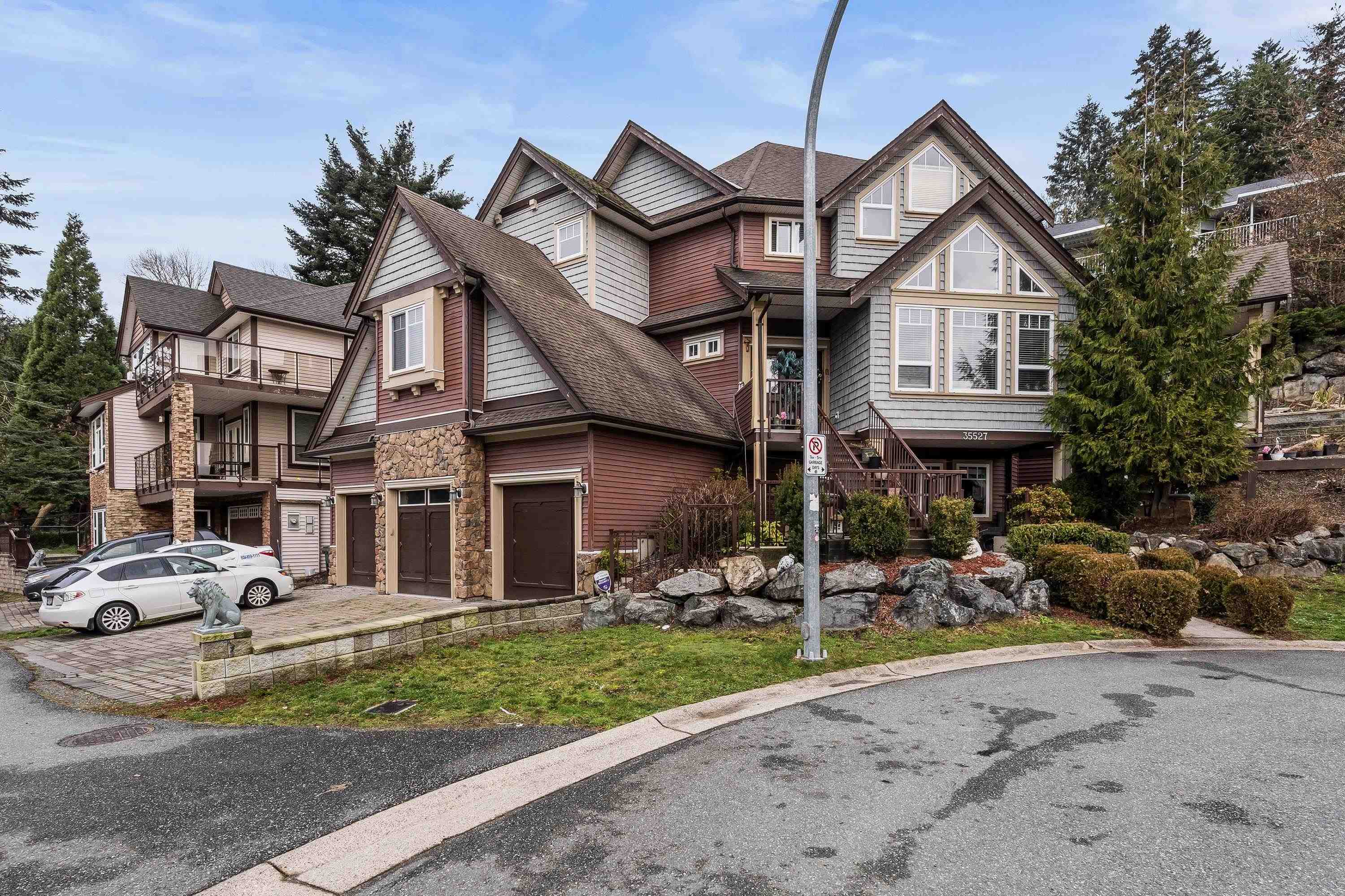 Additional image 2 of 35527 Zanatta Place, Abbotsford, BC, V3G 0B4