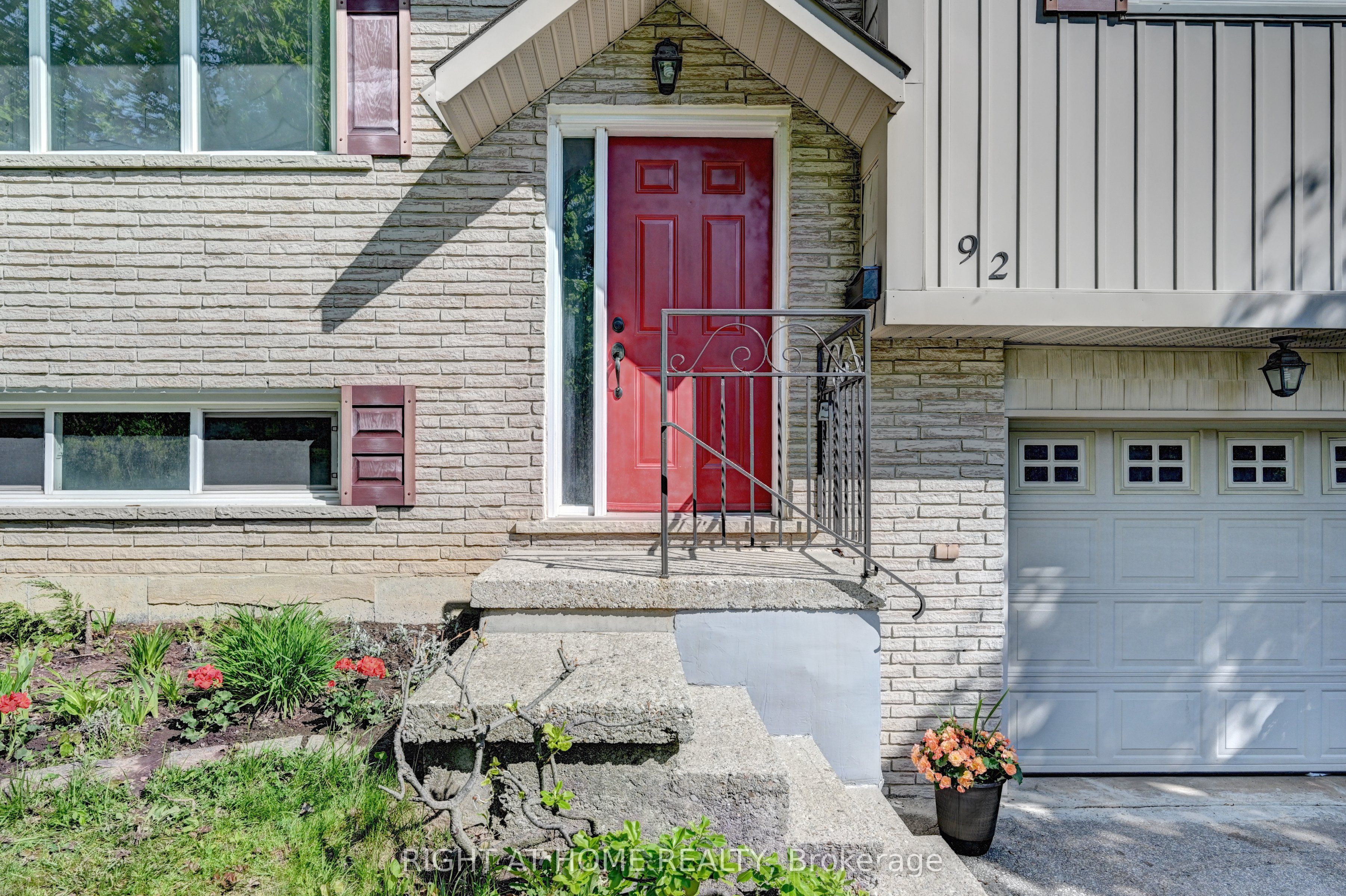 Additional image 4 of 92 Pinemeadow Crescent, Waterloo, ON, N2T 1A7