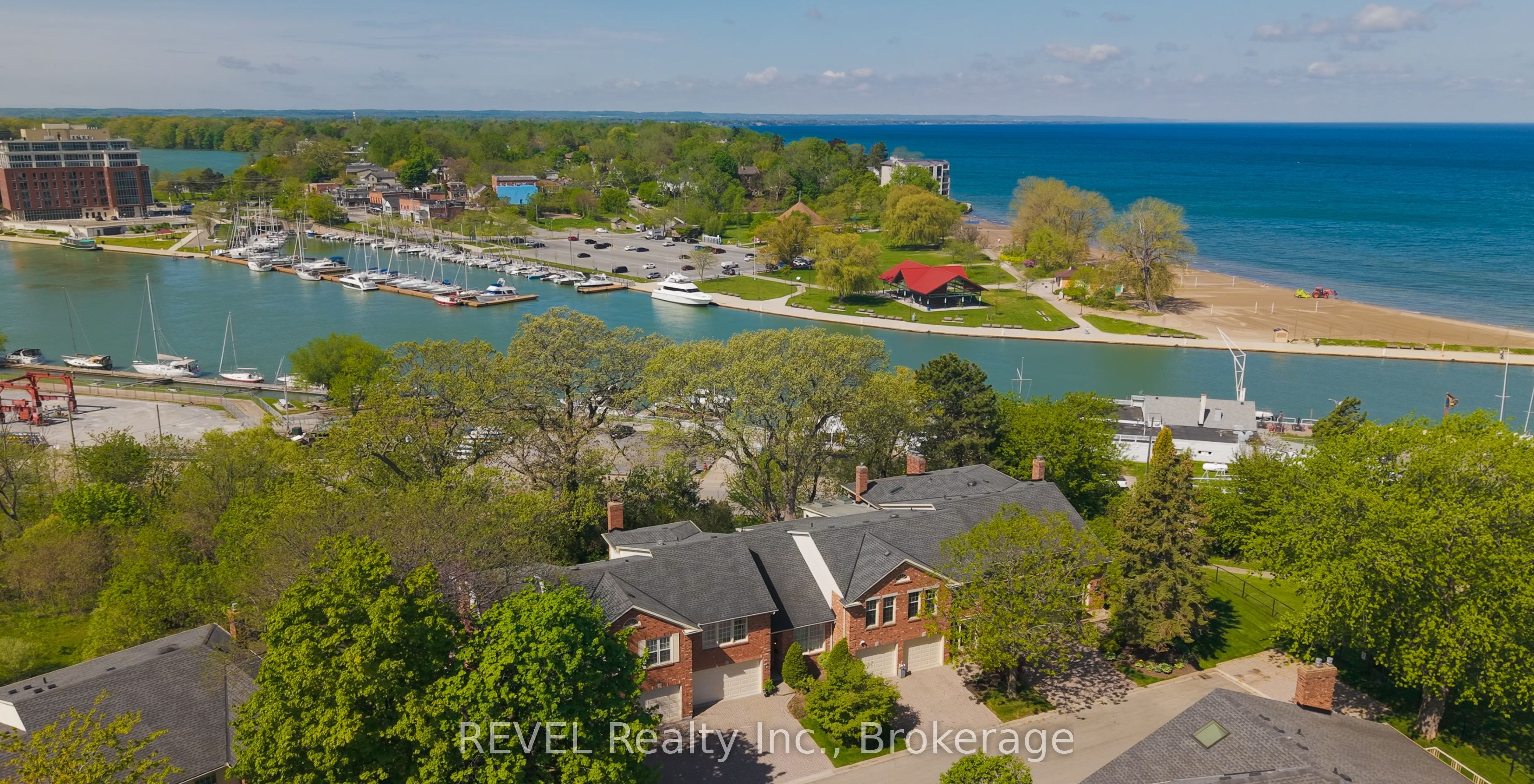23-5 Carn Castle Gate, St. Catharines, ON, L2N 5V4