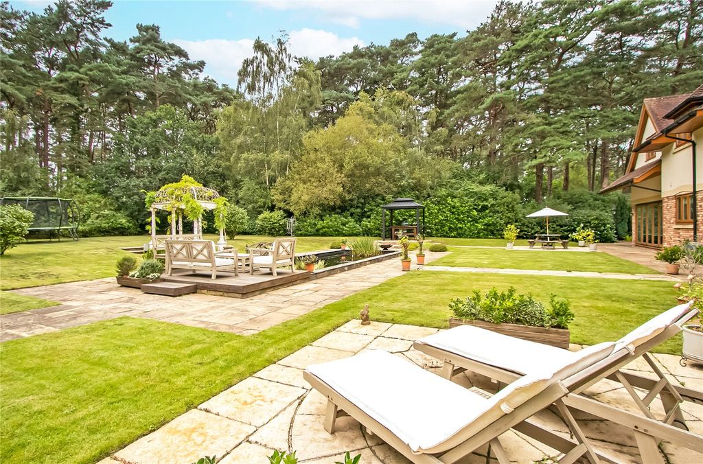 Additional image 28 of 7 bed detached house for saleAvon Avenue, Ringwood, Dorset BH24