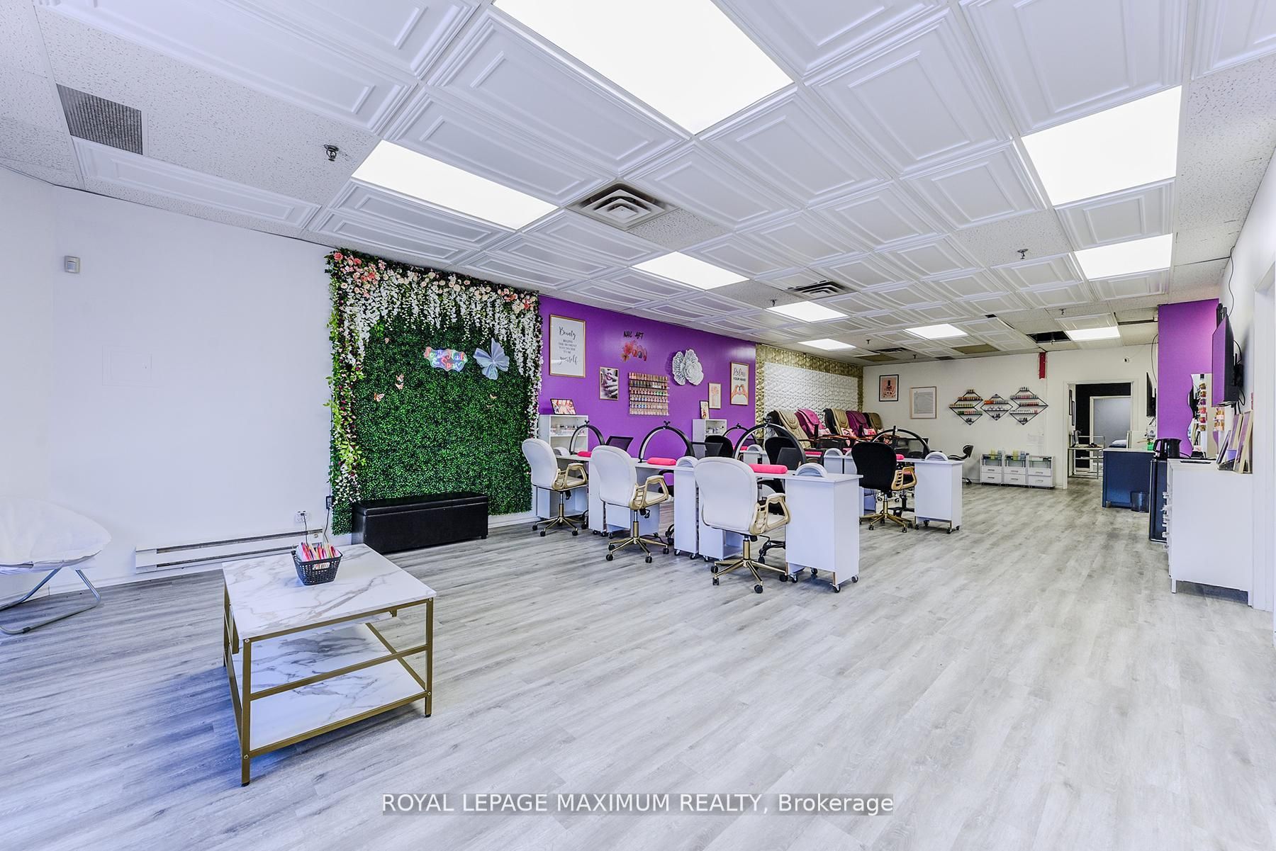 C10-4220 Steeles Avenue W, Vaughan, ON, L4L 3S8