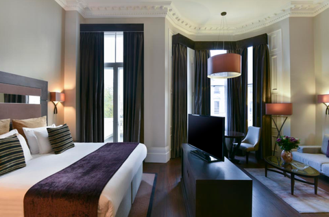 Queen's Gate Gardens, London SW7, Studio to rent