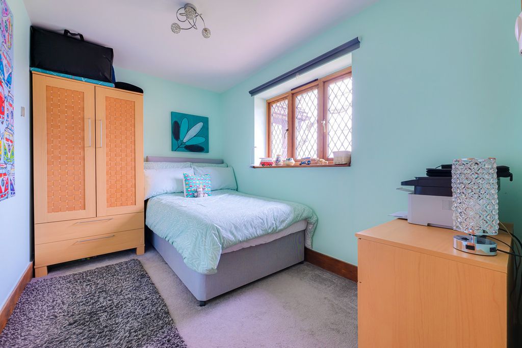 Additional image 12 of 4 bed detached bungalow for saleThe Chase, Rochford SS4
